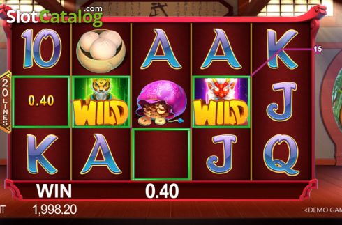 Screenshot showcasing gameplay of Double Wilds slot.